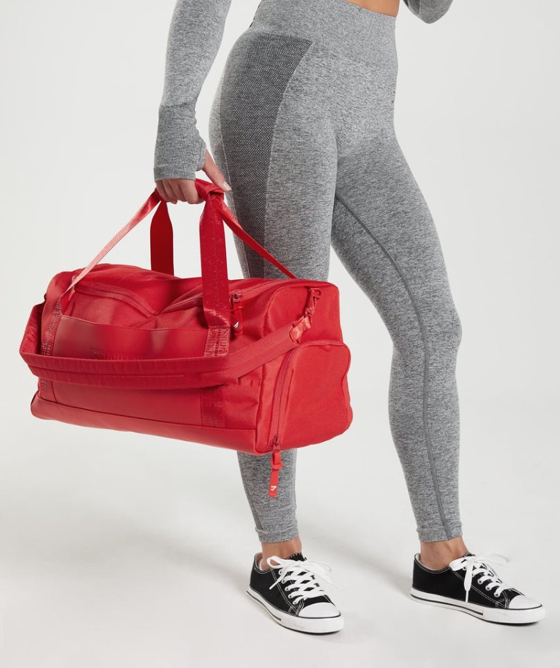 Gymshark Small Everyday Gym Sports Bag Red | CA 378A56